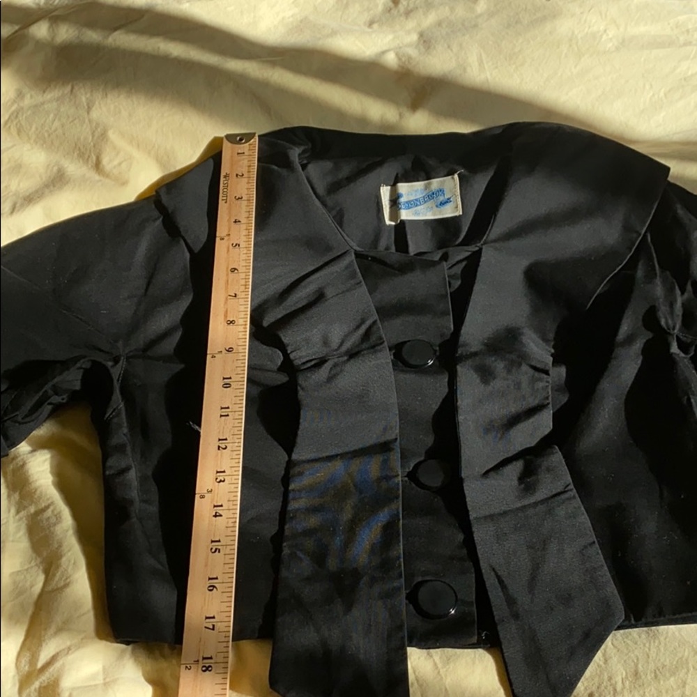 That Devonbrook Look Cropped Swing Jacket - image 8